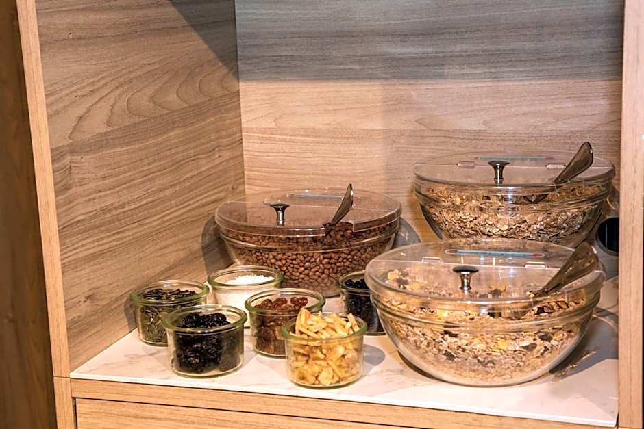 Ivy Hotel - Adults Only