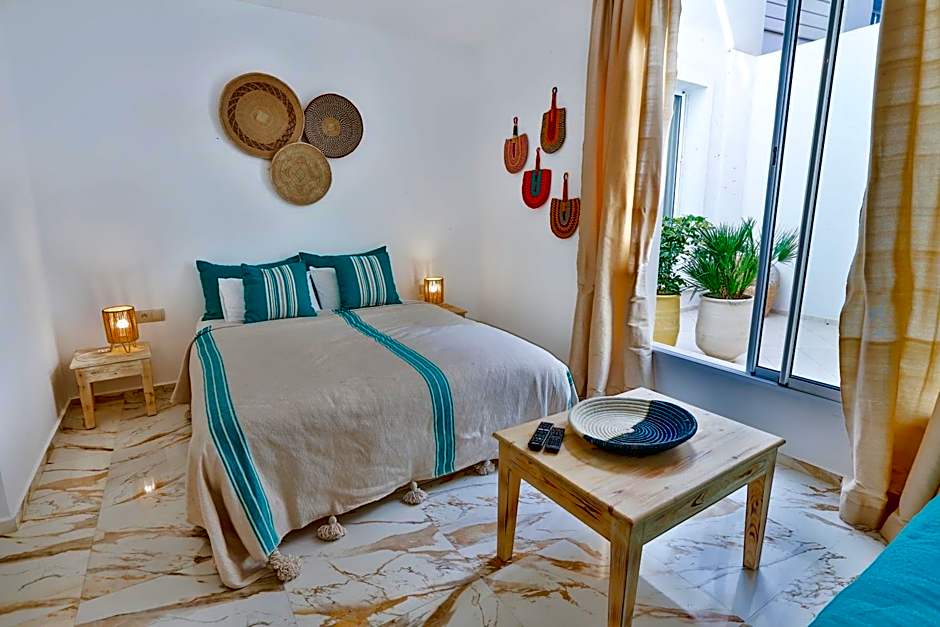Hanah Apartments