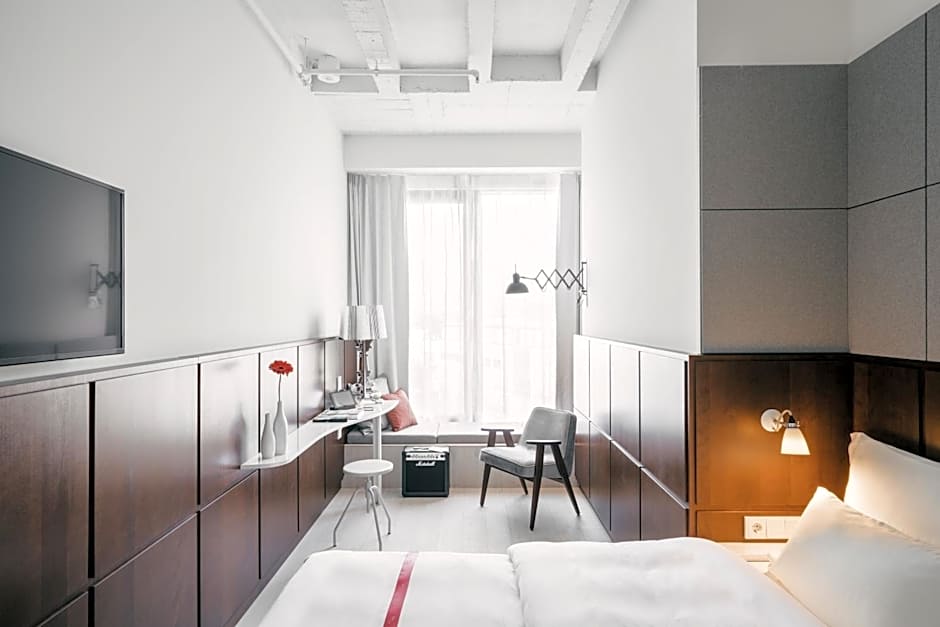 Ruby Lilly Hotel Munich