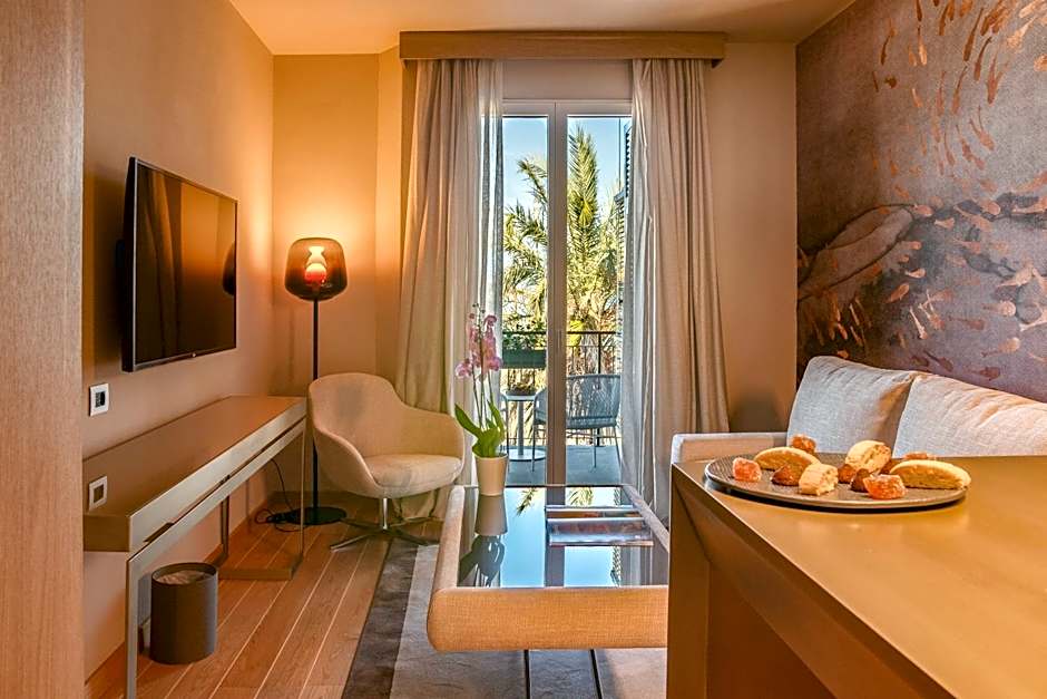 Miramare Suites