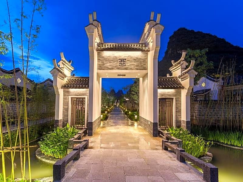 Banyan Tree Yangshuo Hotel