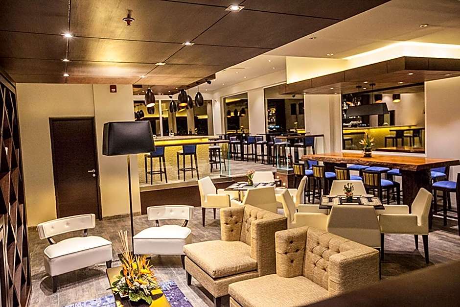 Hampton Inn By Hilton Santa Cruz Equipetrol