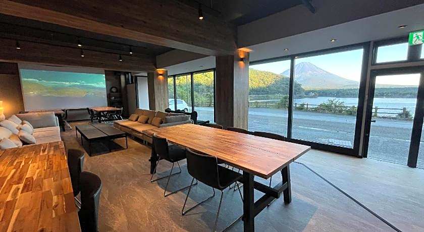 Shoji Lake Hotel
