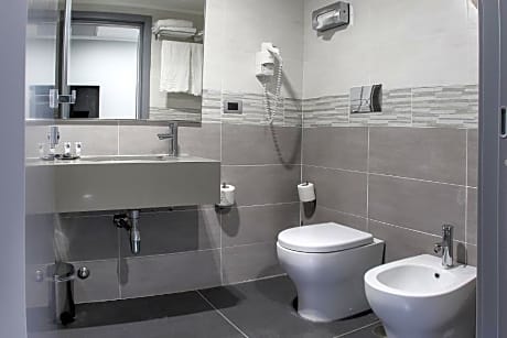 Double single use standard