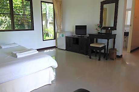 Deluxe Bungalow with Sea View