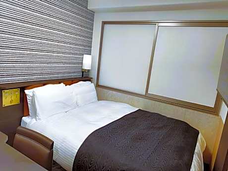 Single Room - Non-Smoking