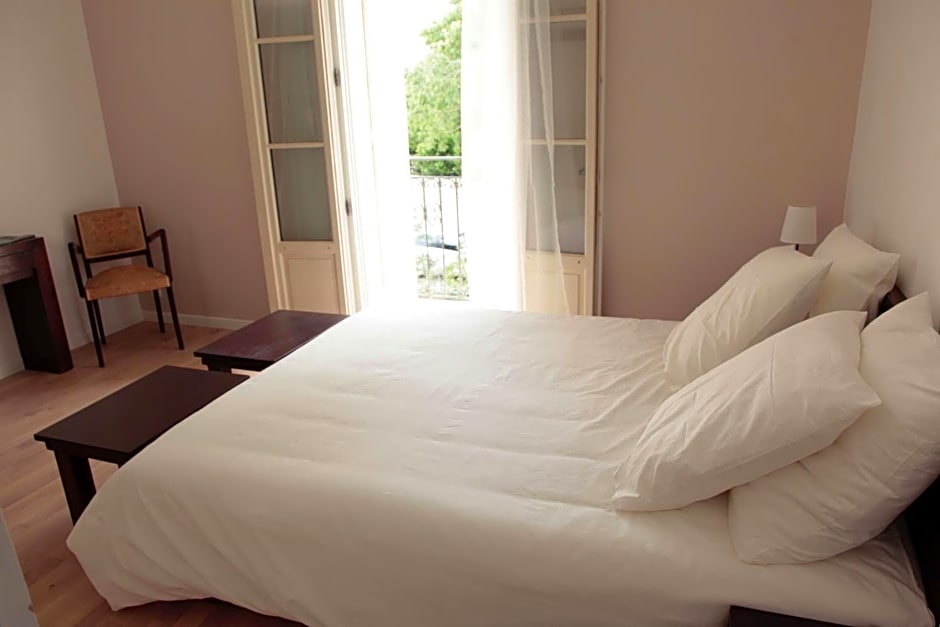 Le Clos du Théron, chambre d'hôte