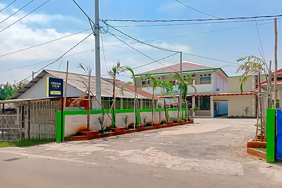 Urbanview Hotel Tirtamaya Jaya Indah Indramayu by RedDoorz