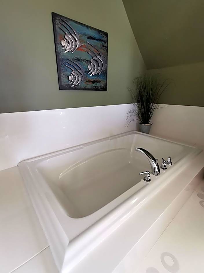 Inn on the Harbour and Telegraph House