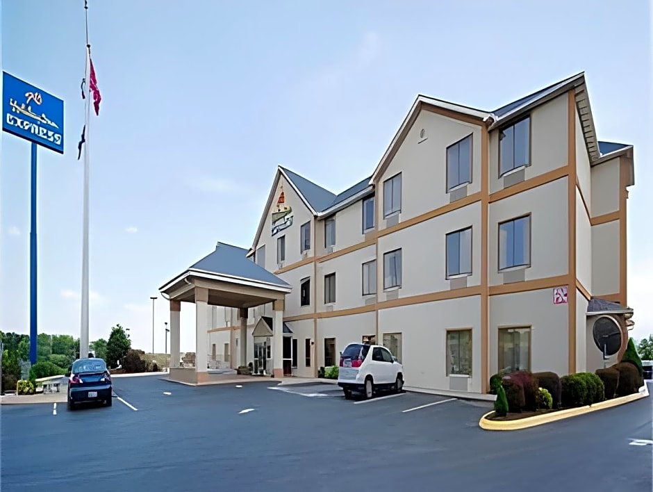 Holiday Inn Express Dandridge By IHG