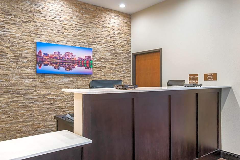 Comfort Inn & Suites Harrisburg - Hershey West