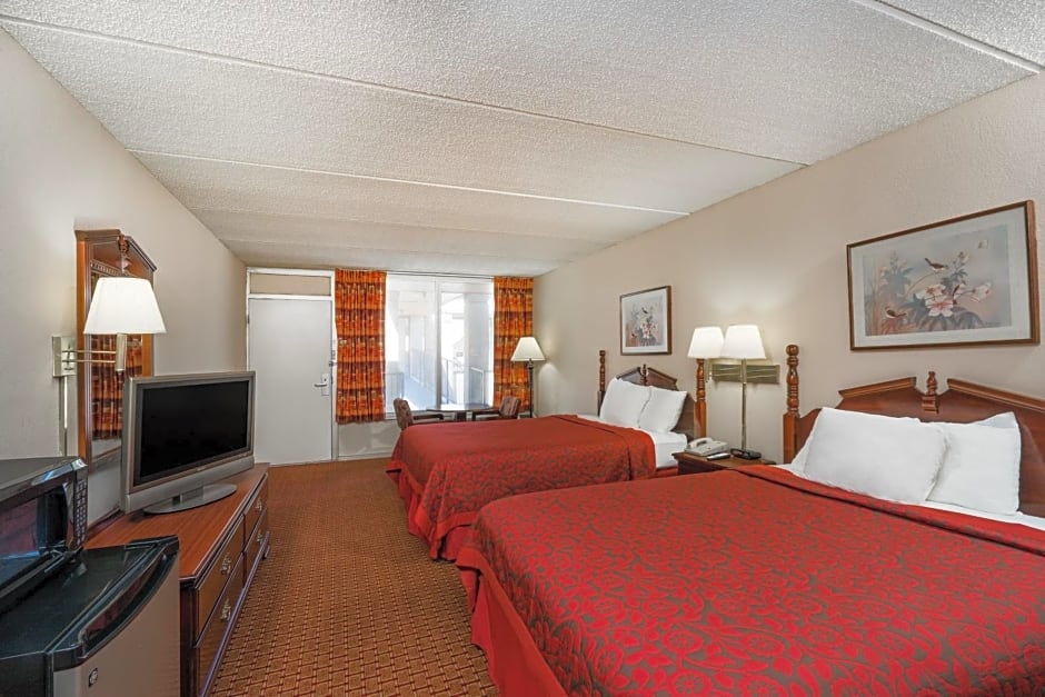 Days Inn by Wyndham Hurricane Mills