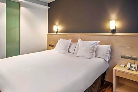 JUNIOR SUITE 2 ADULTOS + 1 CHILD