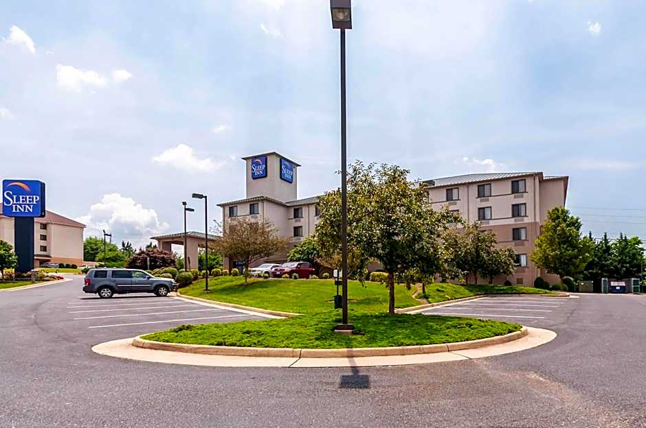 Sleep Inn & Suites Harrisonburg near University