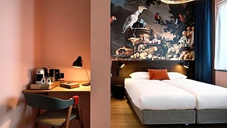 Large Twin Room