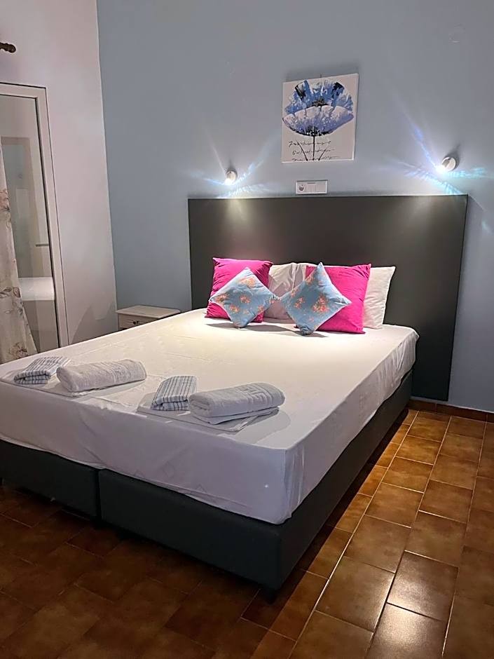 Aris Paschalia Studios