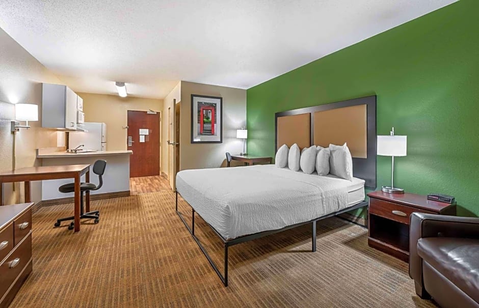 Extended Stay America Suites - Indianapolis - Airport