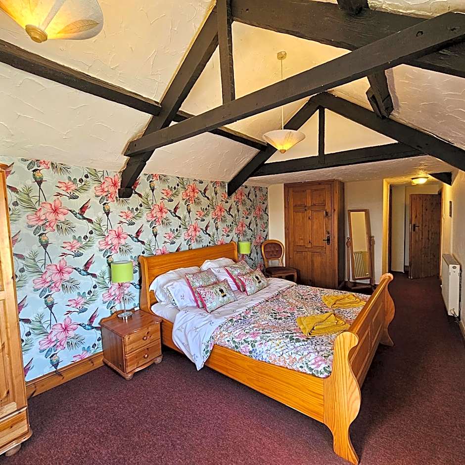 The West Country Inn