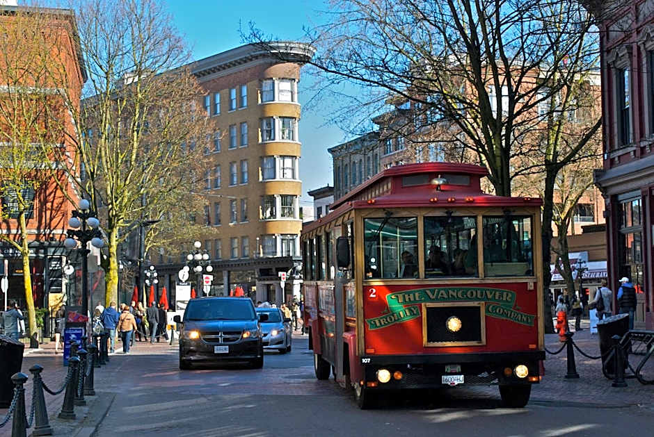 Holiday Inn & Suites Vancouver Downtown By IHG