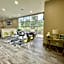 Quality Inn & Suites Elgin