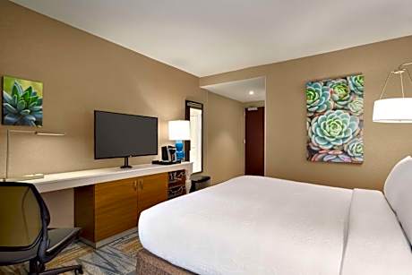 King Room - Mobility and Hearing Access