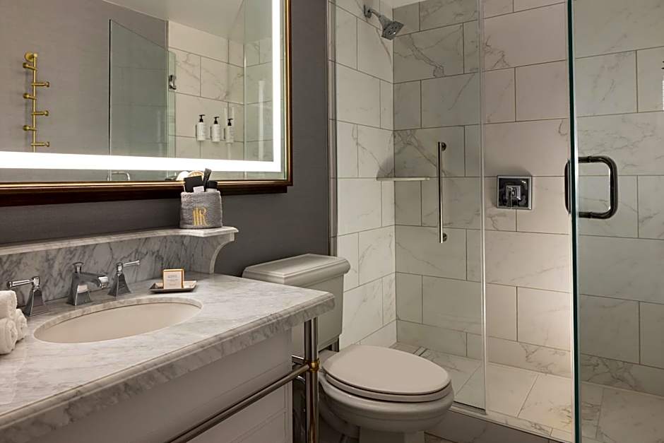 Hotel Roanoke - Conference Center Curio Collection by Hilton