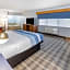 AmericInn by Wyndham Sayre