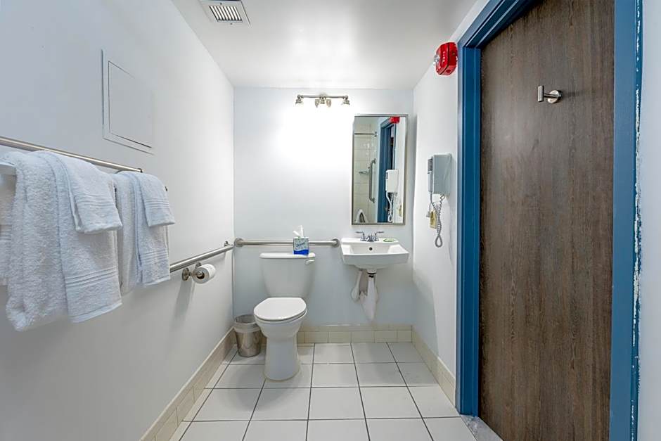 Regency Miami Airport by Sonesta