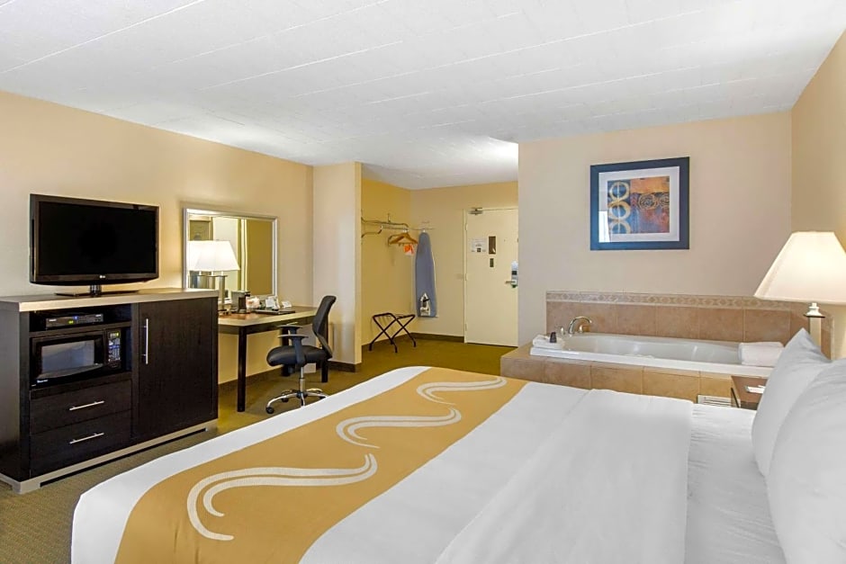 Quality Inn Ledgewood