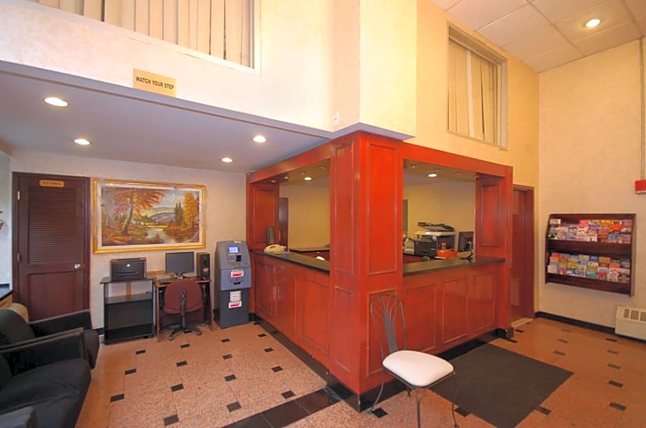 Econo Lodge Times Square