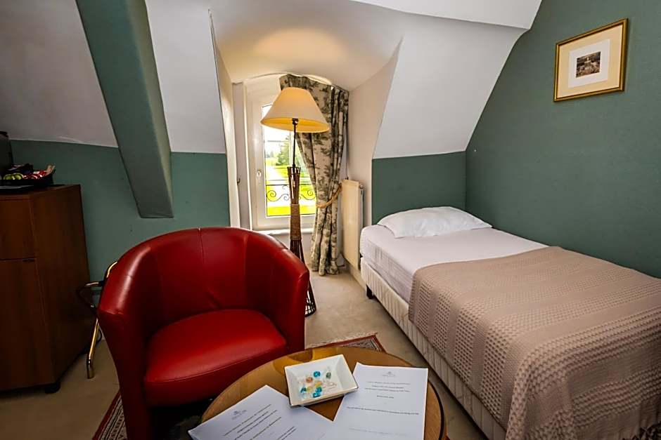 Grand Hôtel "Château de Sully" - Piscine & Spa -Teritoria