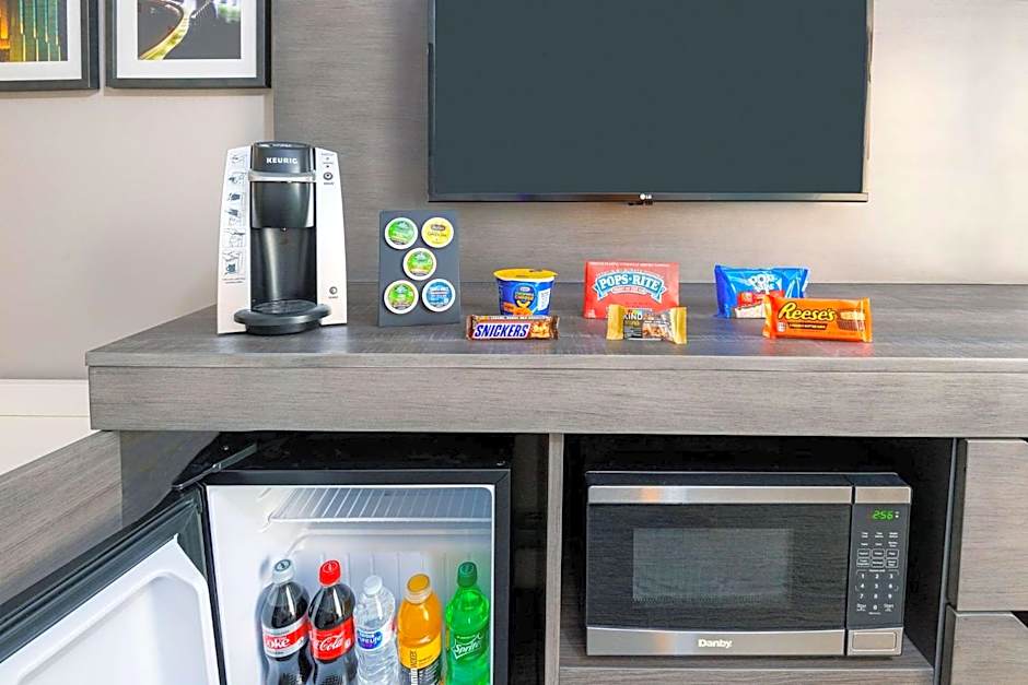 Hampton Inn By Hilton & Suites Kansas City-Country Club Plaza