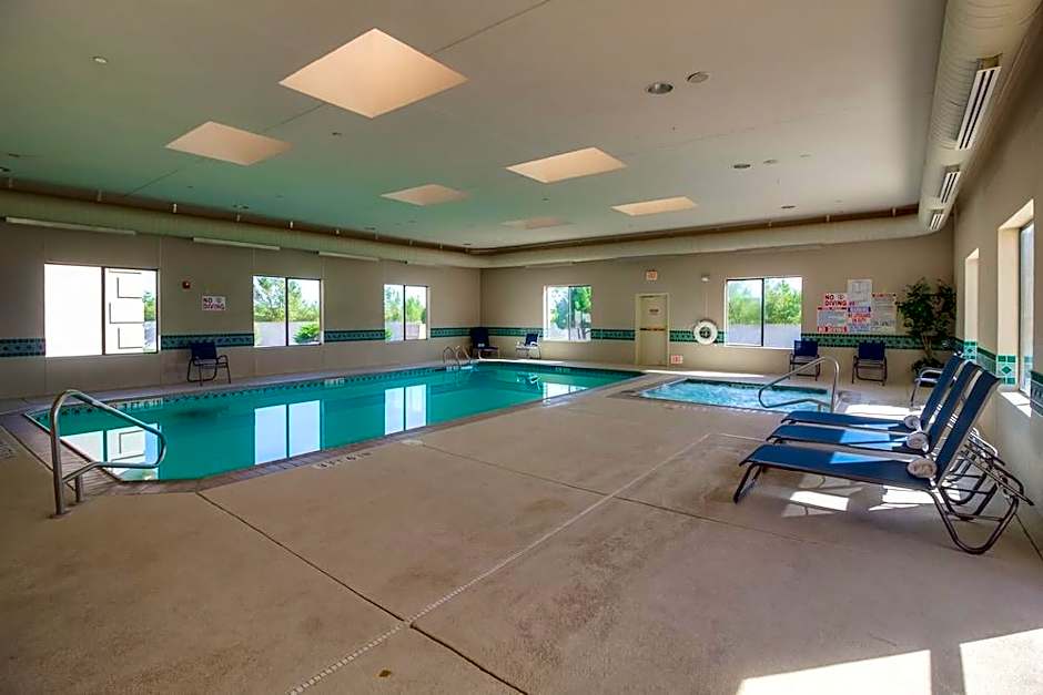 Ashmore Inn & Suites