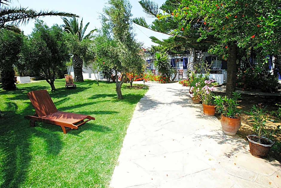 Golden Beach Studios & Suites