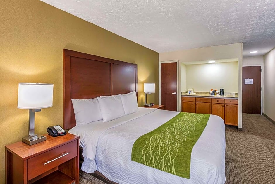 Comfort Inn Medford-Long Island