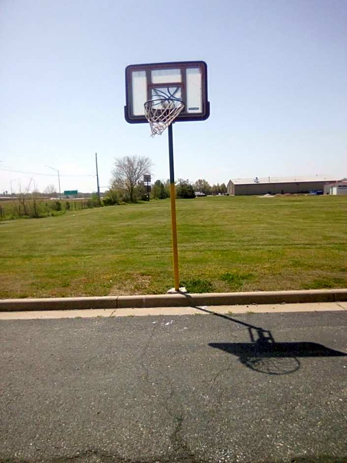 Route 66 inn & Suites