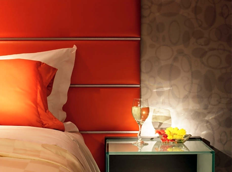 Cosmo Hotel Hong Kong