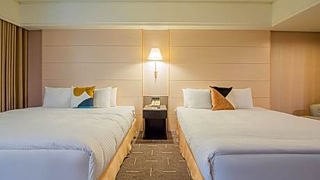 CHECK inn Select Taichung Dadun