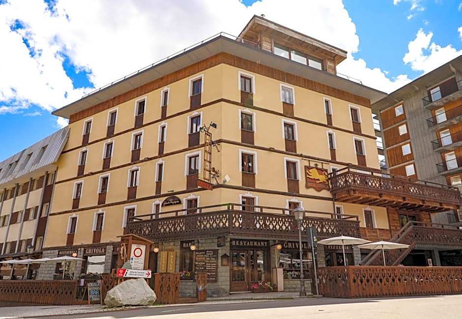Photo 1 of 50 of Art Hotel Grivola