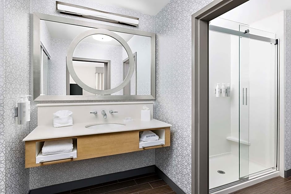 Hampton Inn By Hilton and Suites Napa