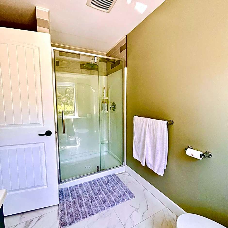 Oceanside Manor - Golf Course View