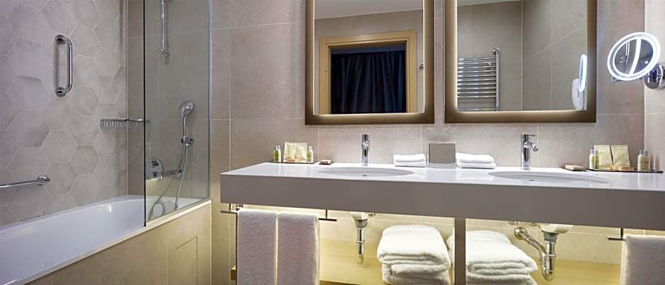 DoubleTree by Hilton Plovdiv Center