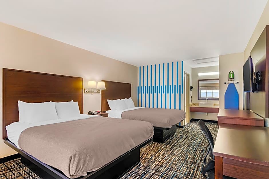 Quality Inn & Suites I-10 Near Fiesta Texas
