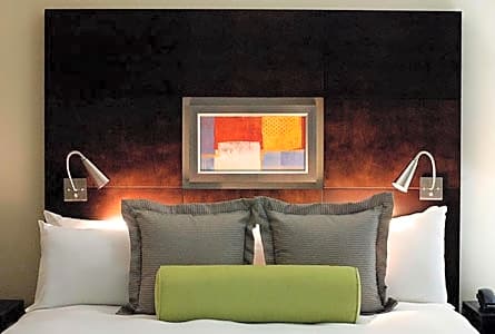 Aura Hotel Times Square