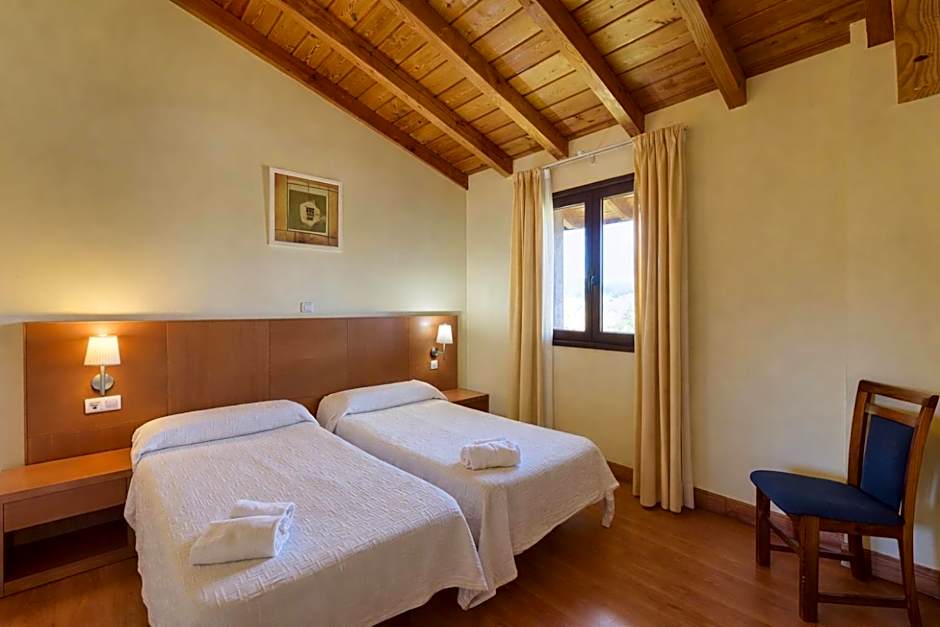 Hotel Ibaigune