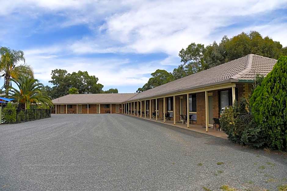 Culcairn Motor Inn