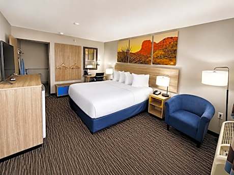 Queen Room - Disability Access - Non-Smoking