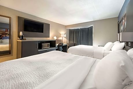 Queen Beds Room with Two Queen Beds - Non-Smoking