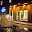 Yisu Impression Hotel (Ningbo Tianyi Square chenghuangmiao station)