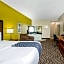 La Quinta Inn & Suites by Wyndham Corpus Christi Northwest